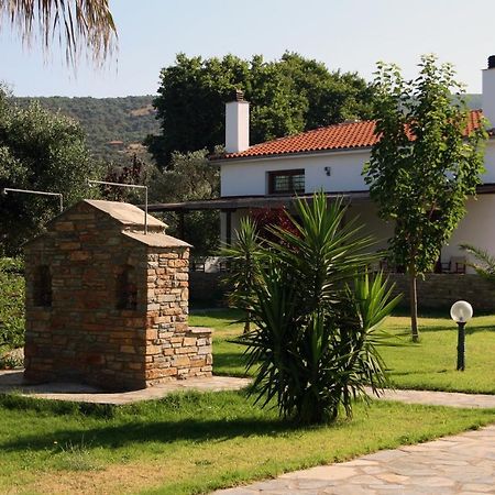 Razi Beach Lefokastro Exterior foto