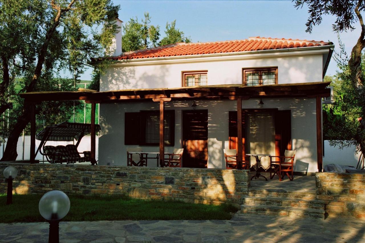 Razi Beach Lefokastro Exterior foto