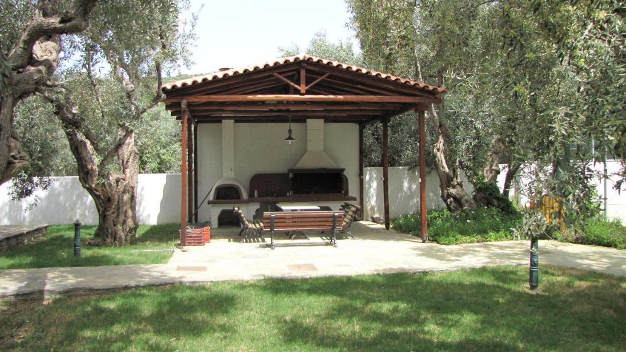 Razi Beach Lefokastro Exterior foto