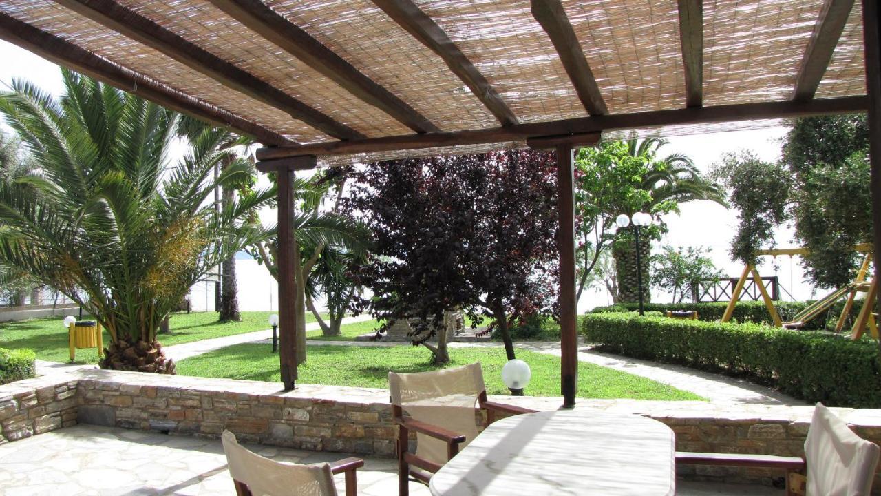 Razi Beach Lefokastro Exterior foto