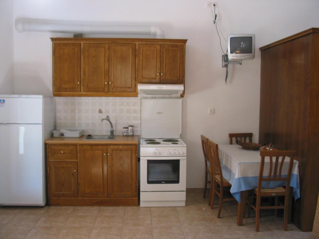 Razi Beach Lefokastro Exterior foto