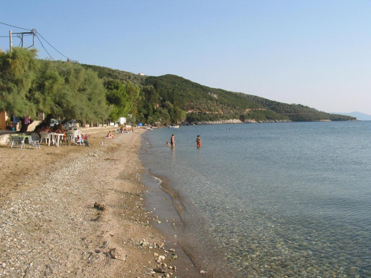 Razi Beach Lefokastro Exterior foto