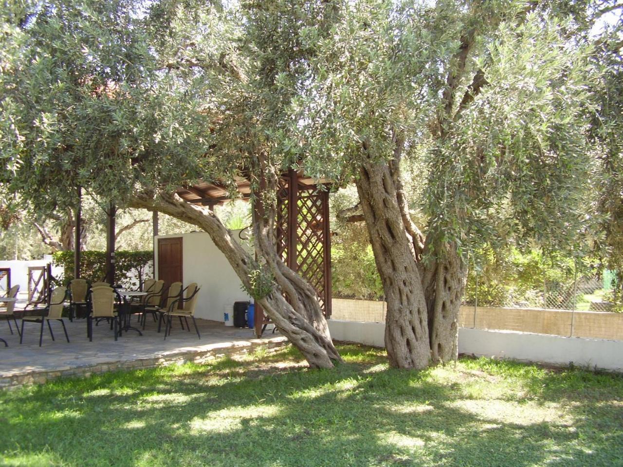 Razi Beach Lefokastro Exterior foto