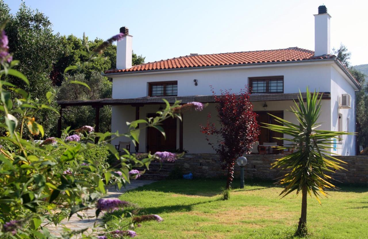 Razi Beach Lefokastro Exterior foto
