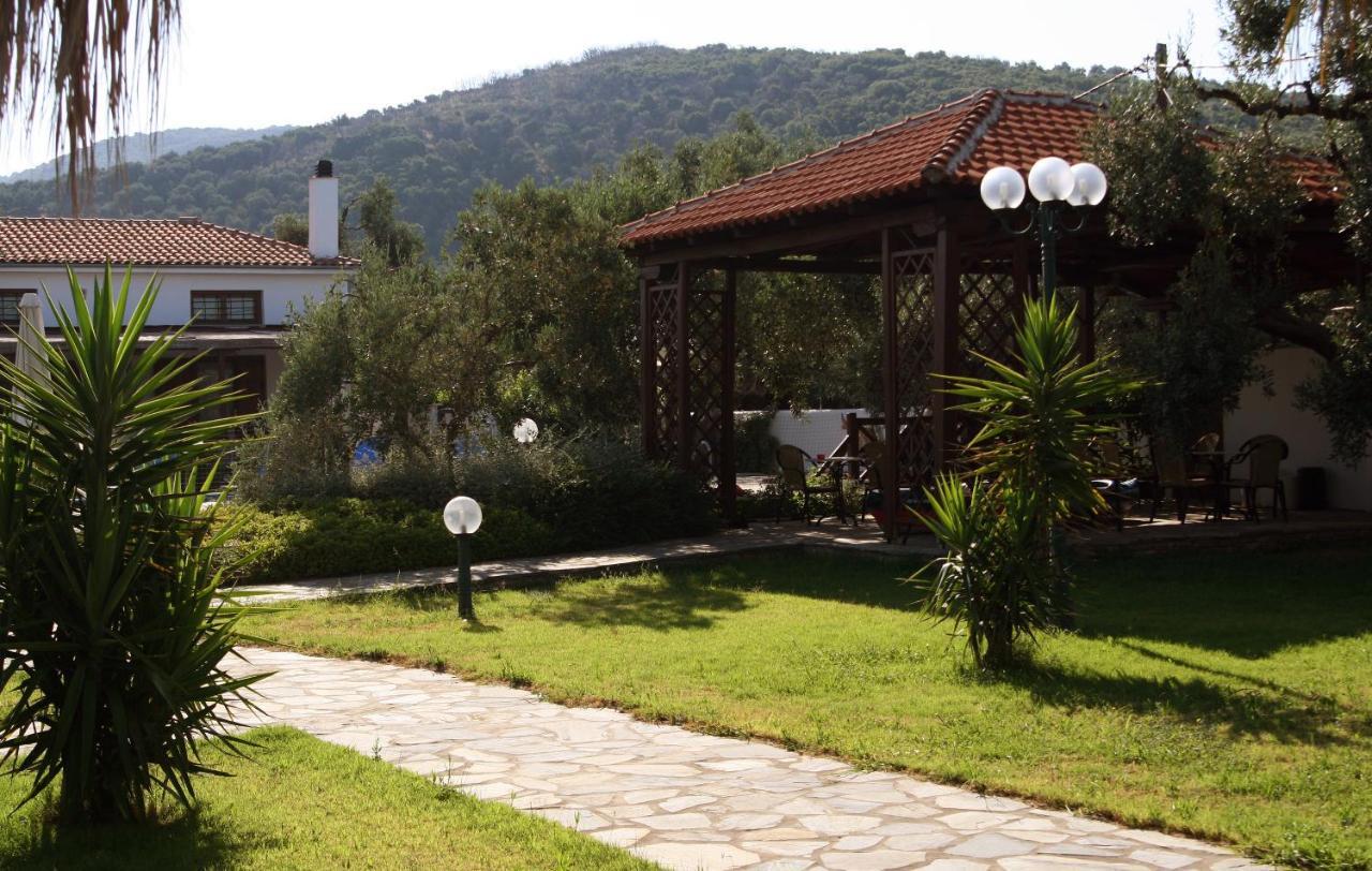 Razi Beach Lefokastro Exterior foto