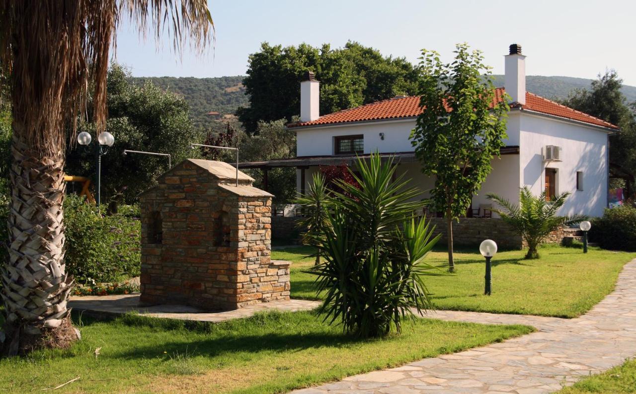 Razi Beach Lefokastro Exterior foto